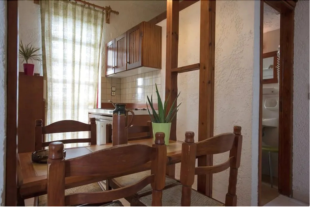 Proimos Apartments