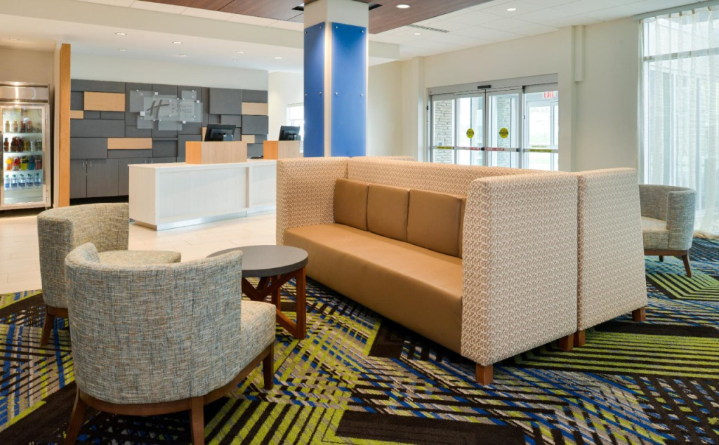 Holiday Inn Express & Suites - Ottumwa by IHG