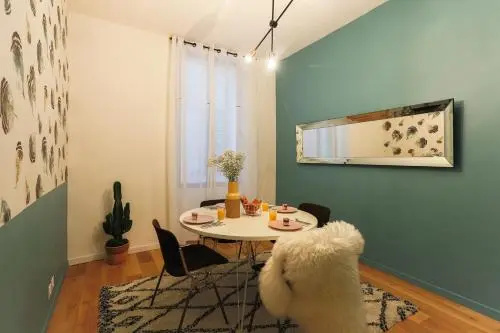 Private Apartment 2 -Old Town