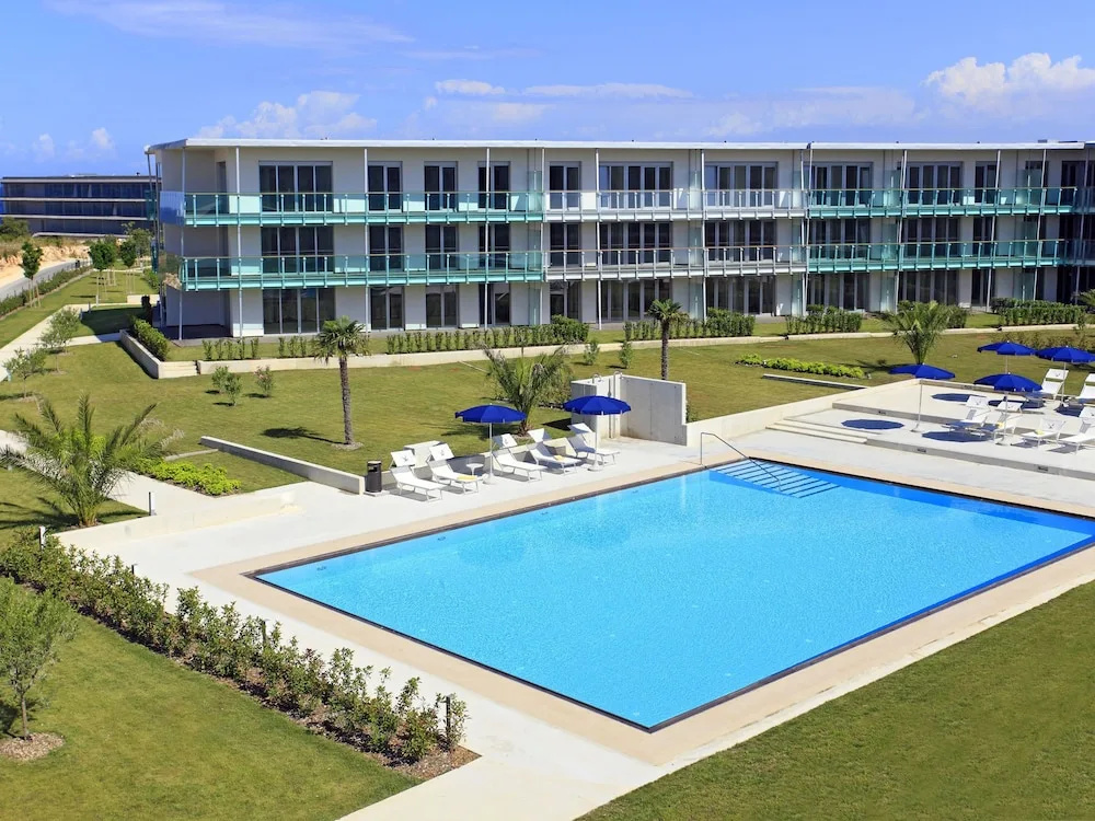 Luxury Apartment With Dishwasher, at 13 km. From Zadar