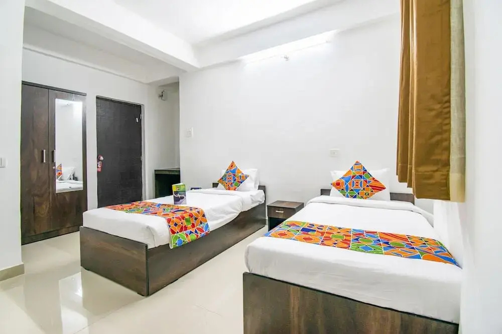 FabHotel Purple Orchid