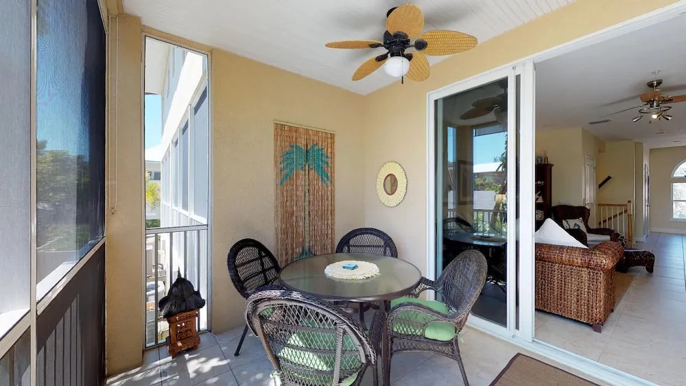 225 Bradenton Beach Club
