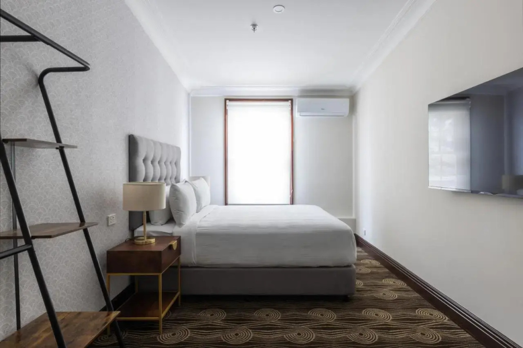 Southern Cross Hotel