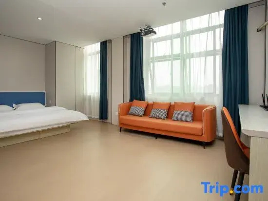Jinlan Hotel (Shanghai Jinshan City Beach)