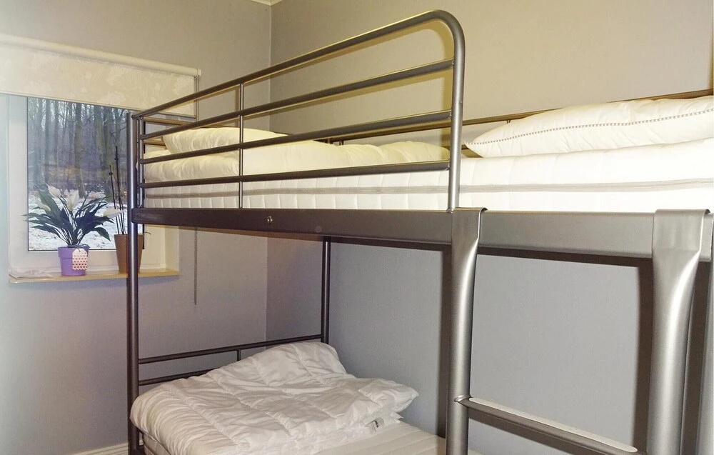 2 Bedroom Awesome Home In Kvidinge