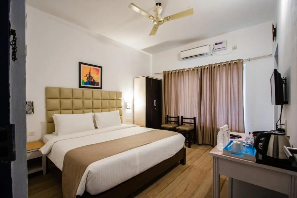 Hibis Hotels and Resorts