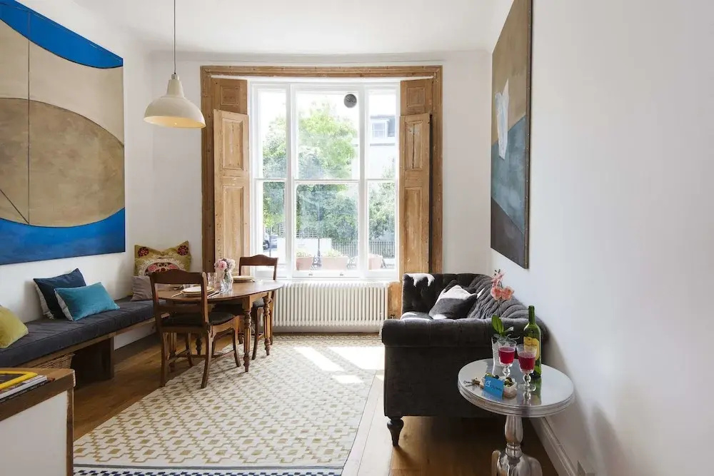Bright Talbot Road Apartment - MATR6