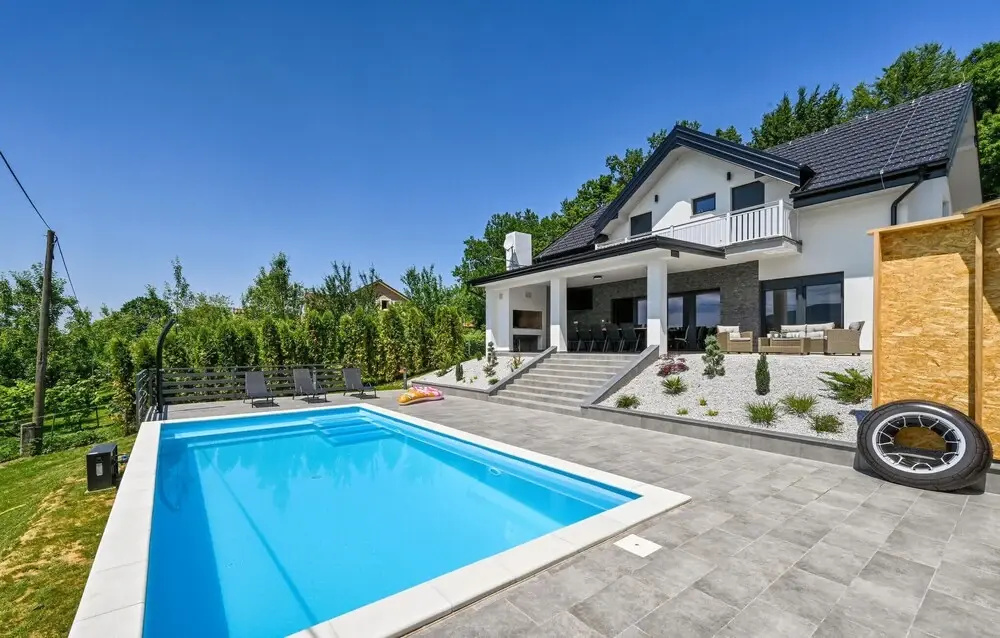 Nice Home in Stubicke Toplice With 5 Bedrooms, Outdoor Swimming Pool and Heated Swimming Pool