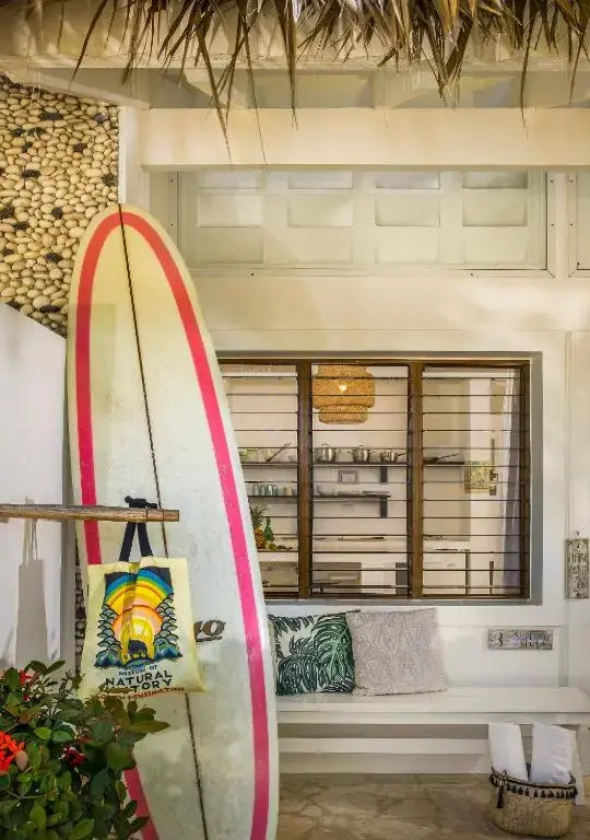 El Encuentro Surf Lodge