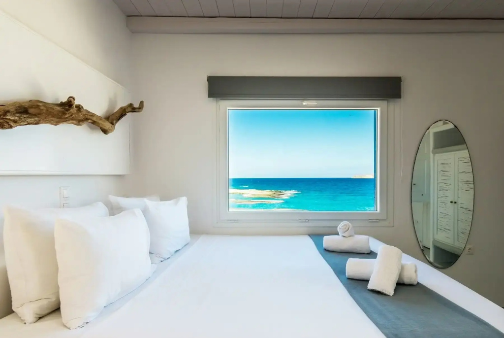 Perla Suites - Delmar Collection