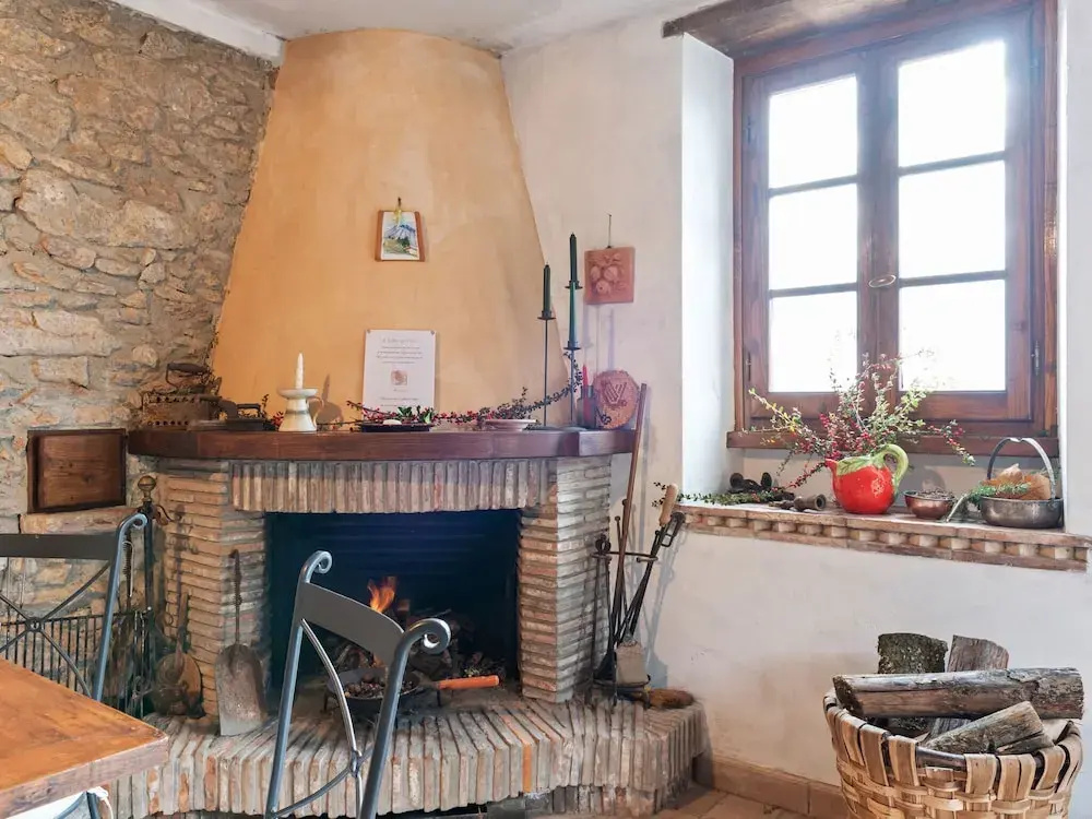 Hill-view Holiday Home in Camaiore With Private Garden