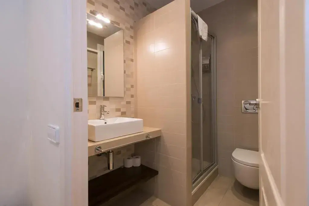 Hostal Tuset