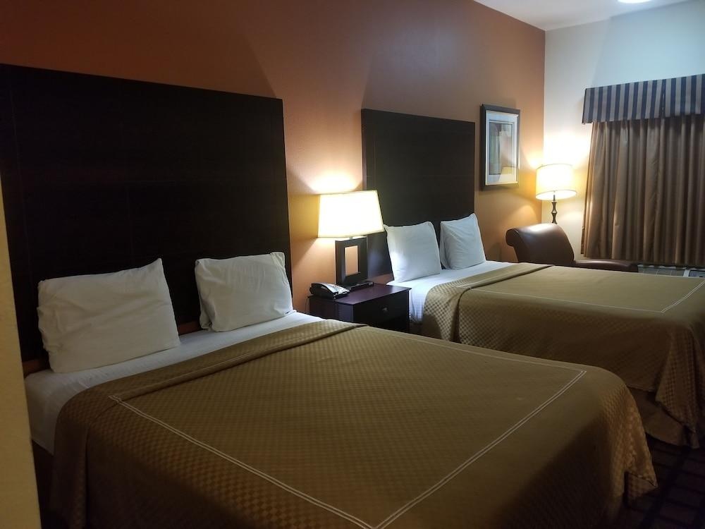 Executive Inn and Suites