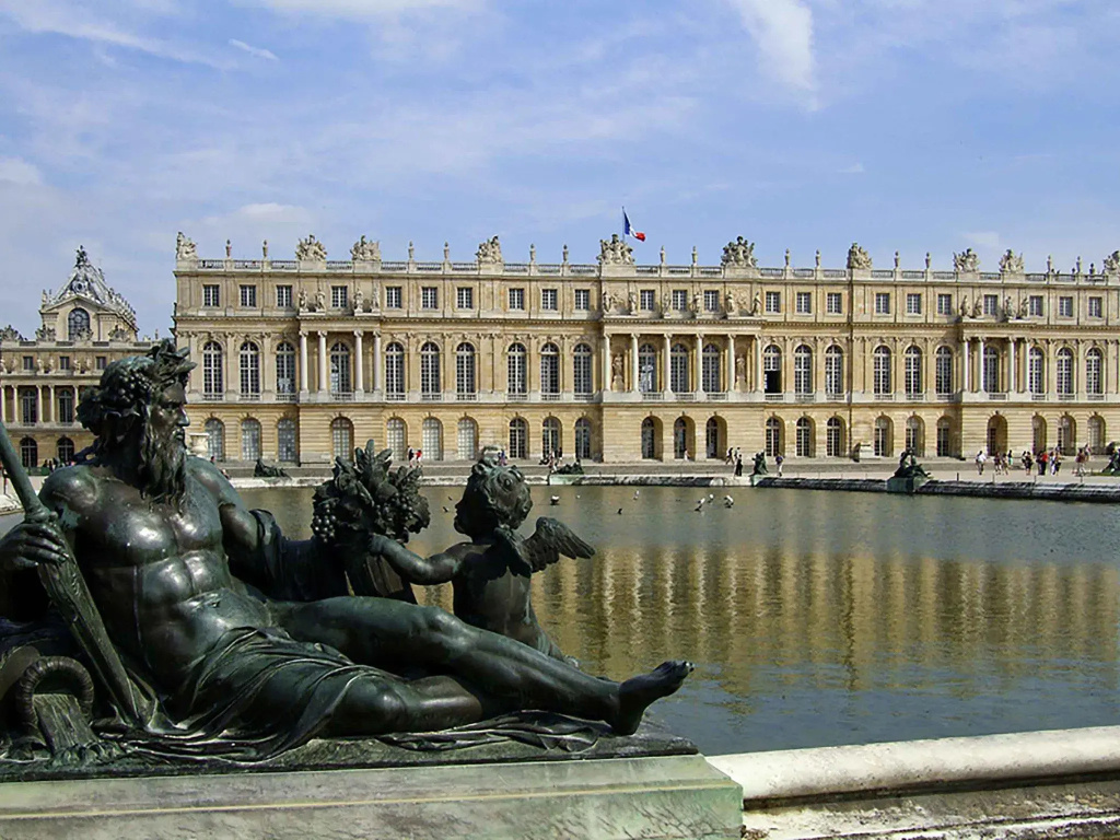 ibis Versailles Château
