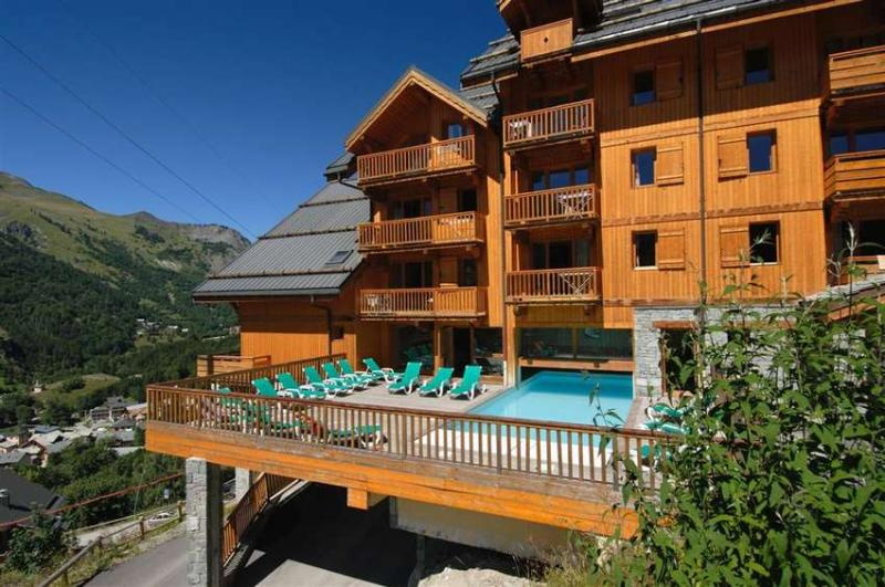 Résidence Odalys Le Hameau et les Chalets de la Vallée dOr