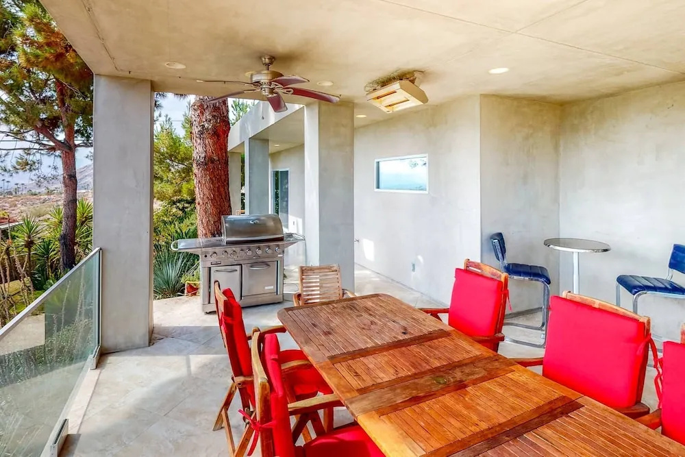 Villa Sequoia