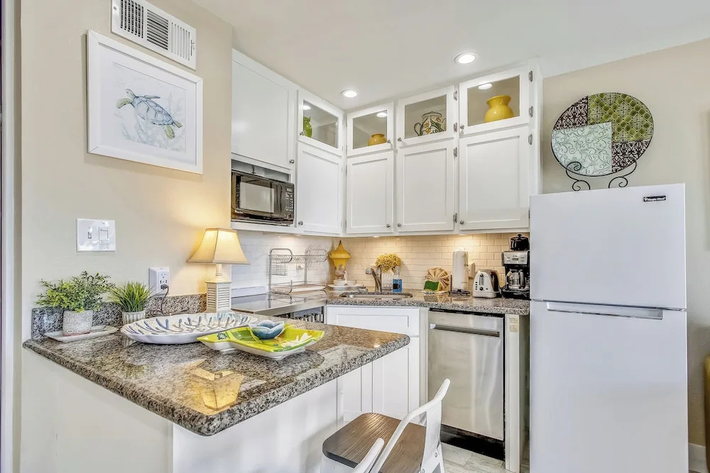 Beach Days by Ryson Vacation Rentals