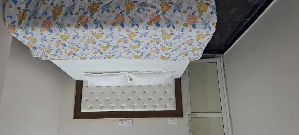 Oyo Harsh Hotel