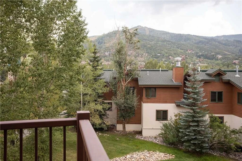 Mountain View At Eagleridge Town Homes