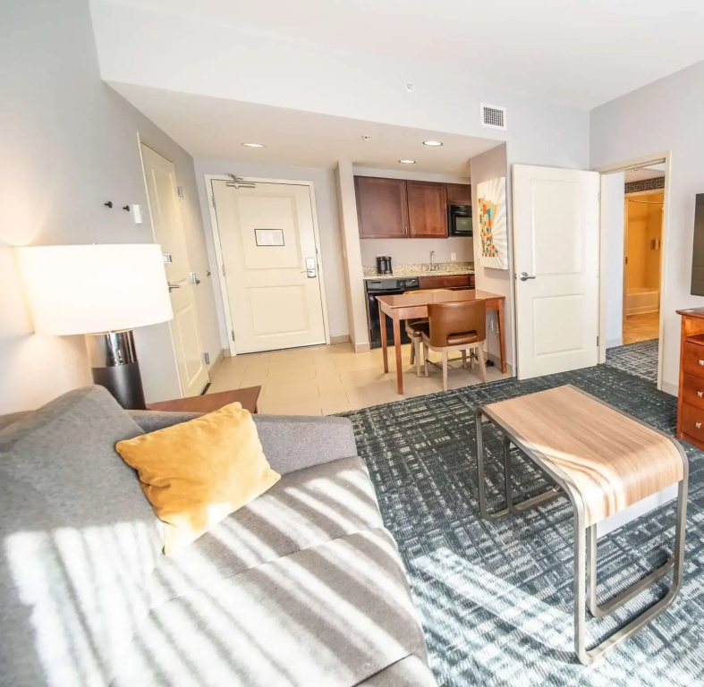 Homewood Suites by Hilton Rochester Mayo Clinic-St. Marys Campus