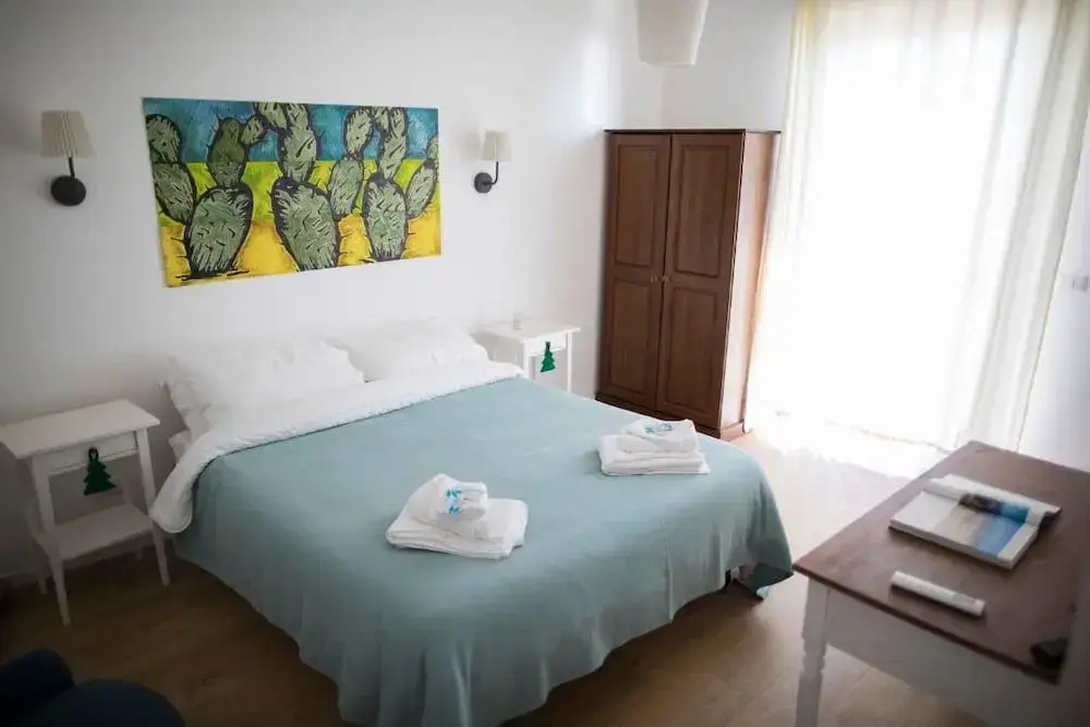Tauromenion Guest House