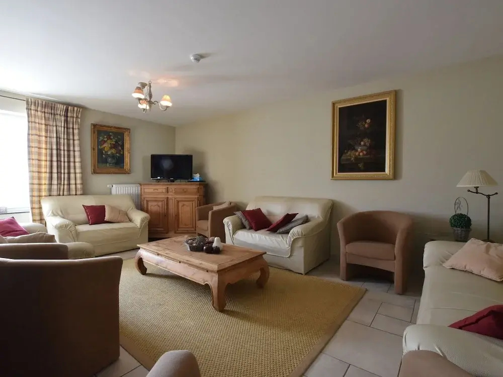 Comfortable Holiday Home With Sauna and Lots of Games in Érezée
