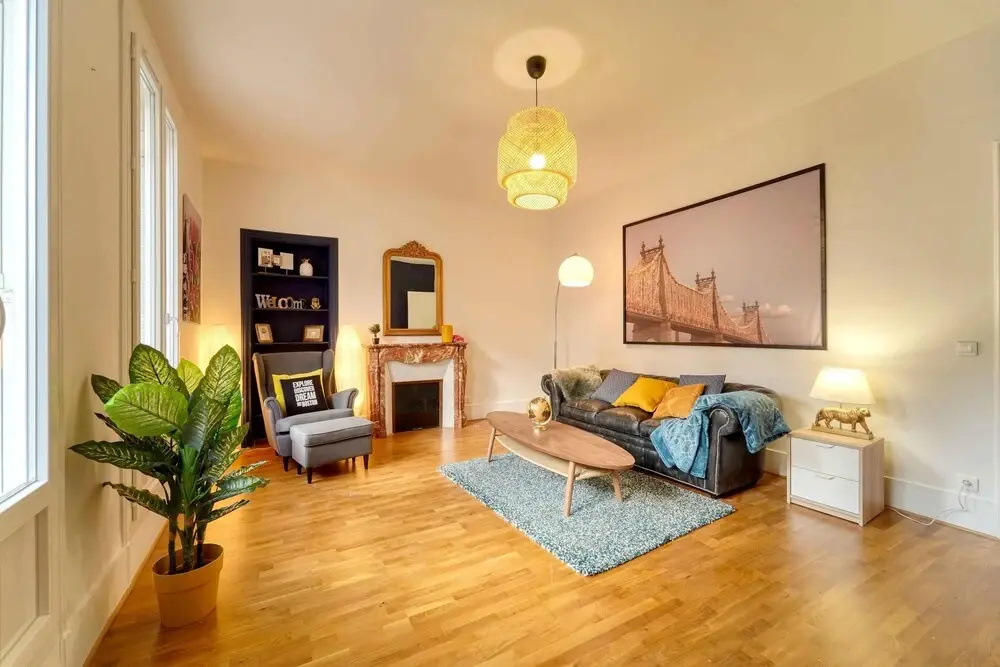 Apartment with 2 Bedrooms in Boulogne-Billancourt, with Furnished Terrace And Wifi