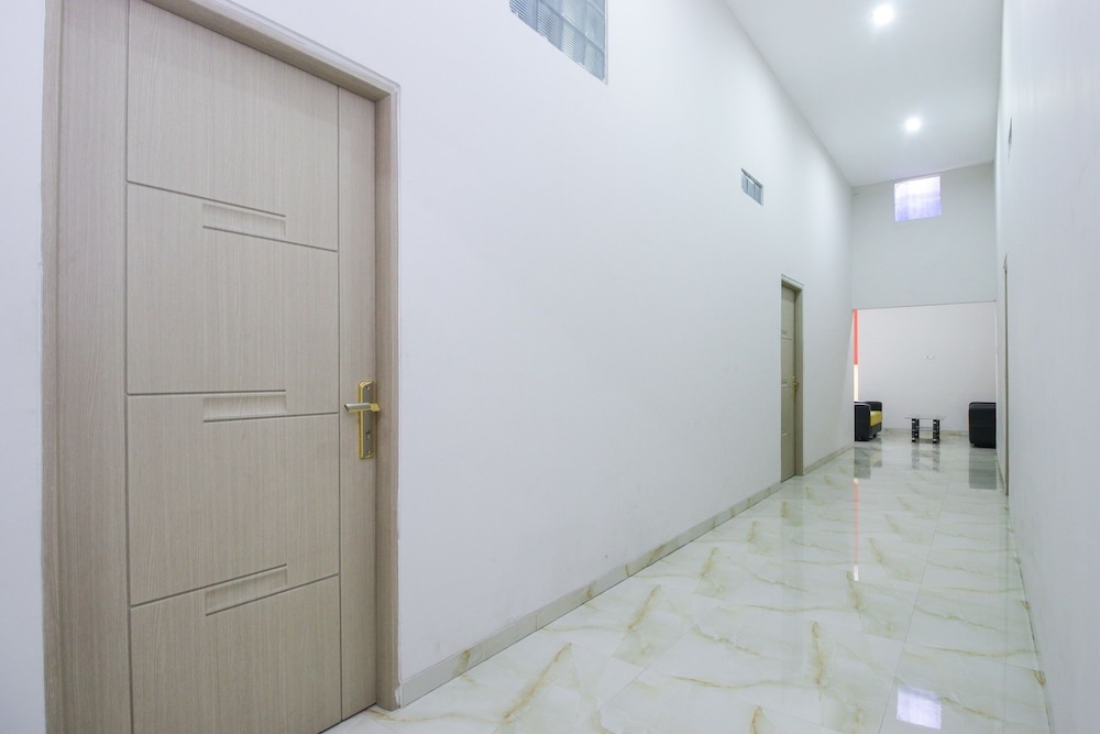 Airy Eco Syariah Karang Pilang Mastrip 168 Surabaya