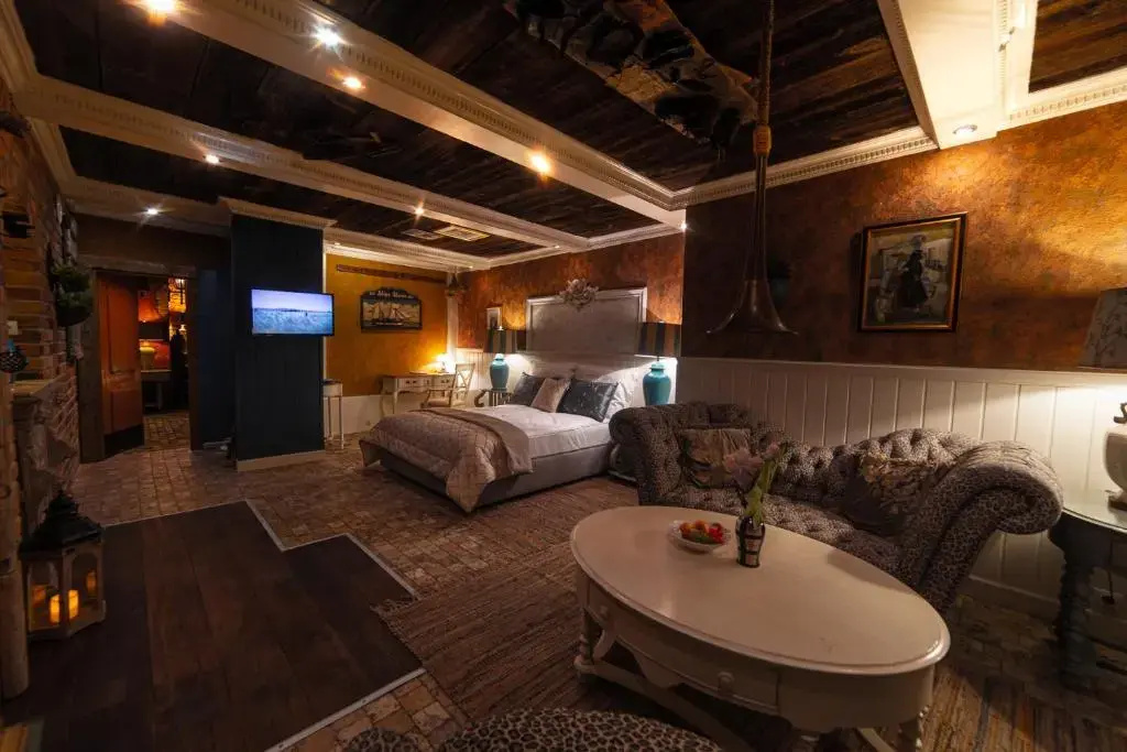 Paul's Fantasia Boutique Suites