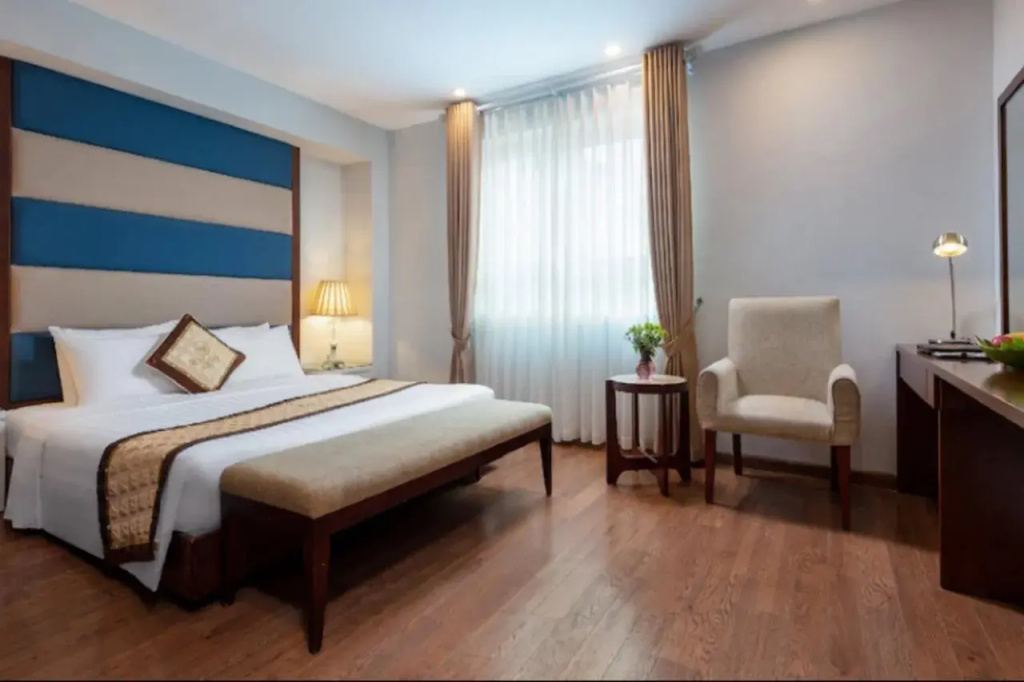 Skylark Hotel