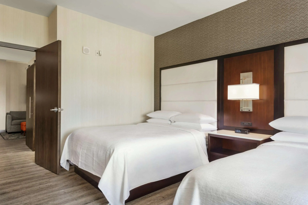 Embassy Suites By Hilton Noblesville Indianapolis Conv Ctr