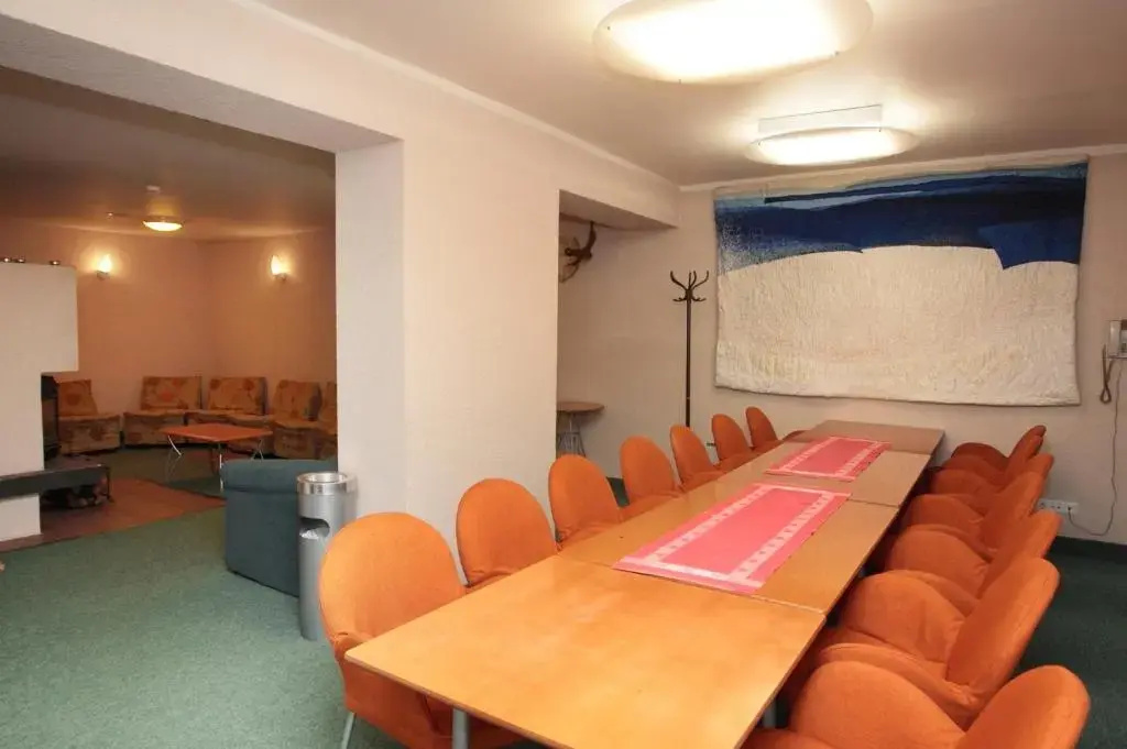 Hotel Karupesa