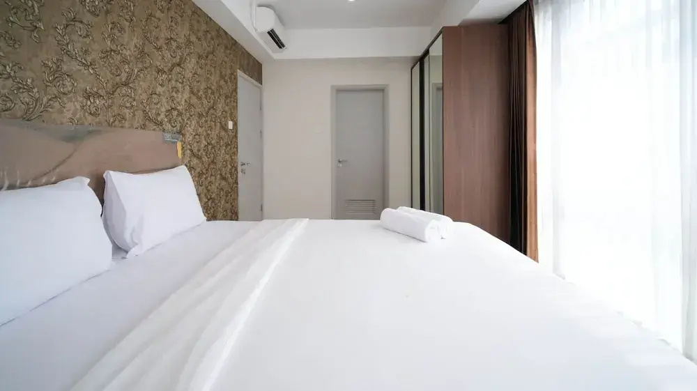 Nice 3Br Connected To Mall At Grand Sungkono Lagoon Apartment
