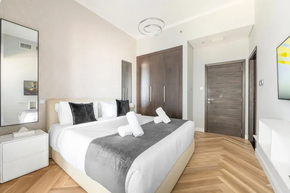 Iconic Marina Stay Cayan Tower 2BR