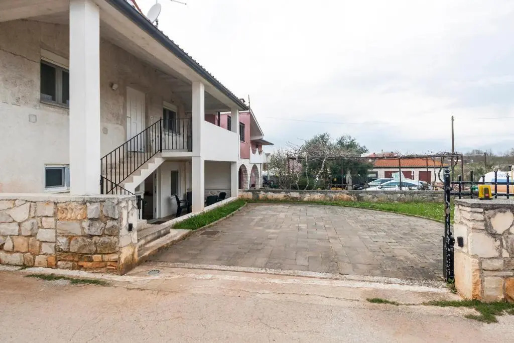 Studio & Apartment The Roots Apartments near Pula, Istria, Croatia