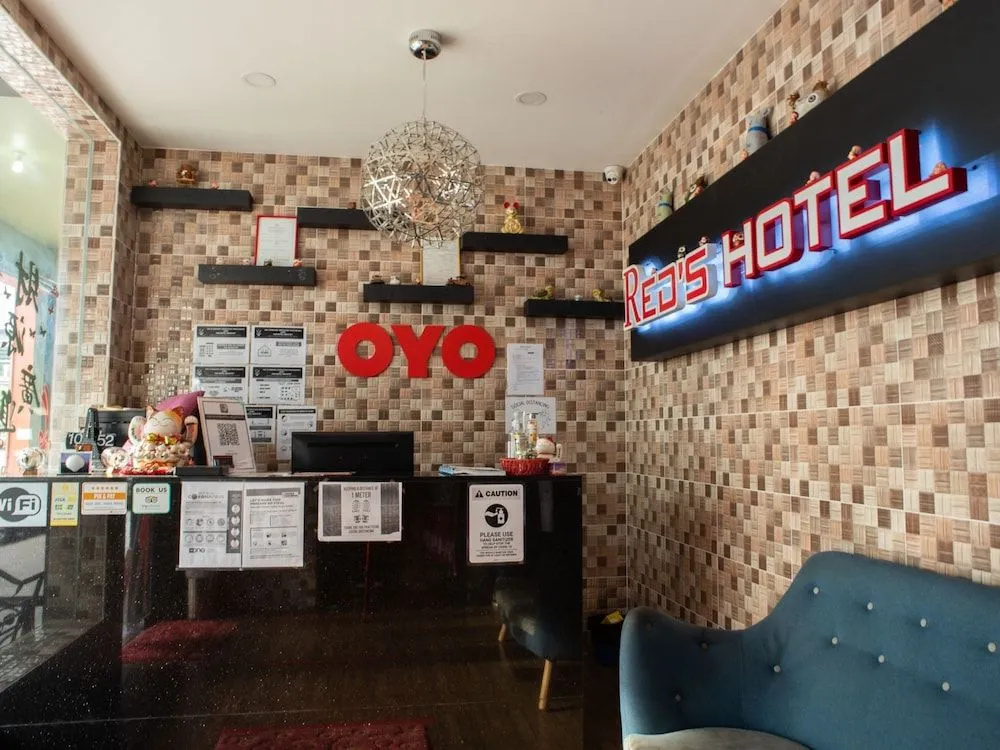 Red's Hotel