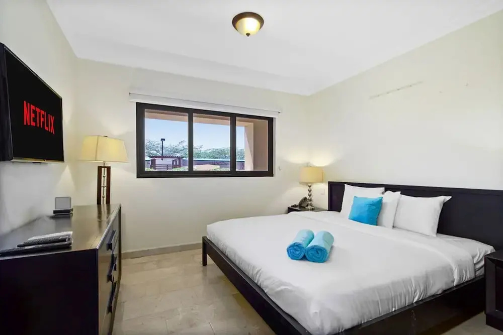 1br1ba Condo in Amazing Location w Pool and GYM