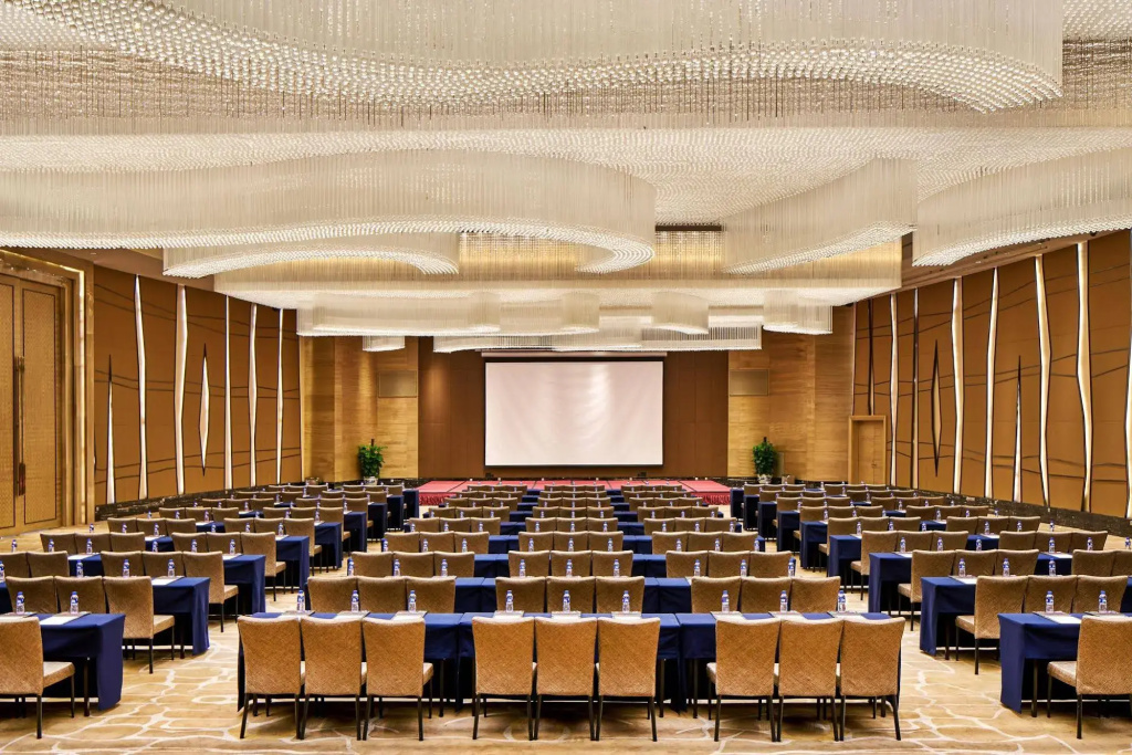 Crowne Plaza Tianjin Meijiangnan by IHG