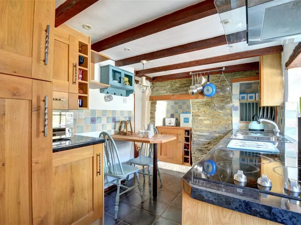 Authentic Holiday Home in Penrose near Beach
