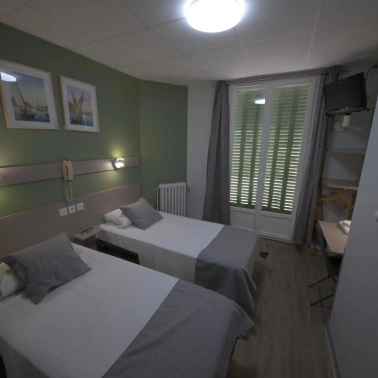 Hotel Lux