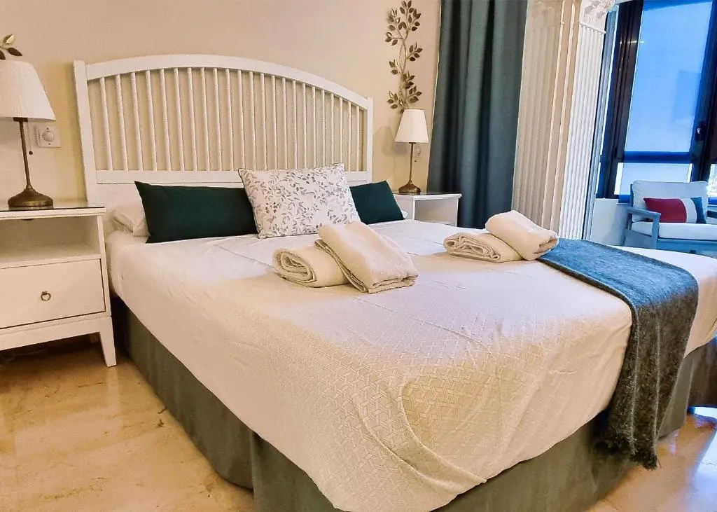 Spacious Renovated 1-Bedroom Apartment in Marbella Center with Parking