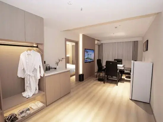 Urba Hotel (Kunming Xishan District People's Court Branch)