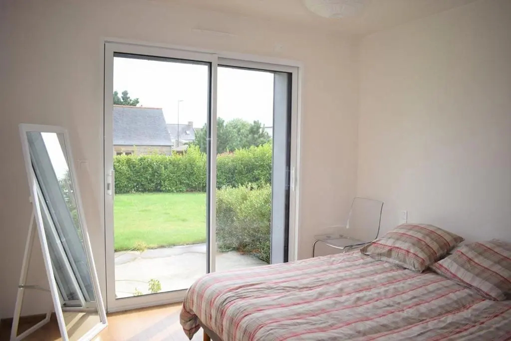 Superbe villa avec WIFI à 300m d\une plage de sable fin à l\ILE GRANDE - Ref 296