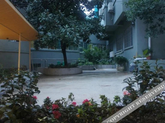 Wutongshu Business Hotel