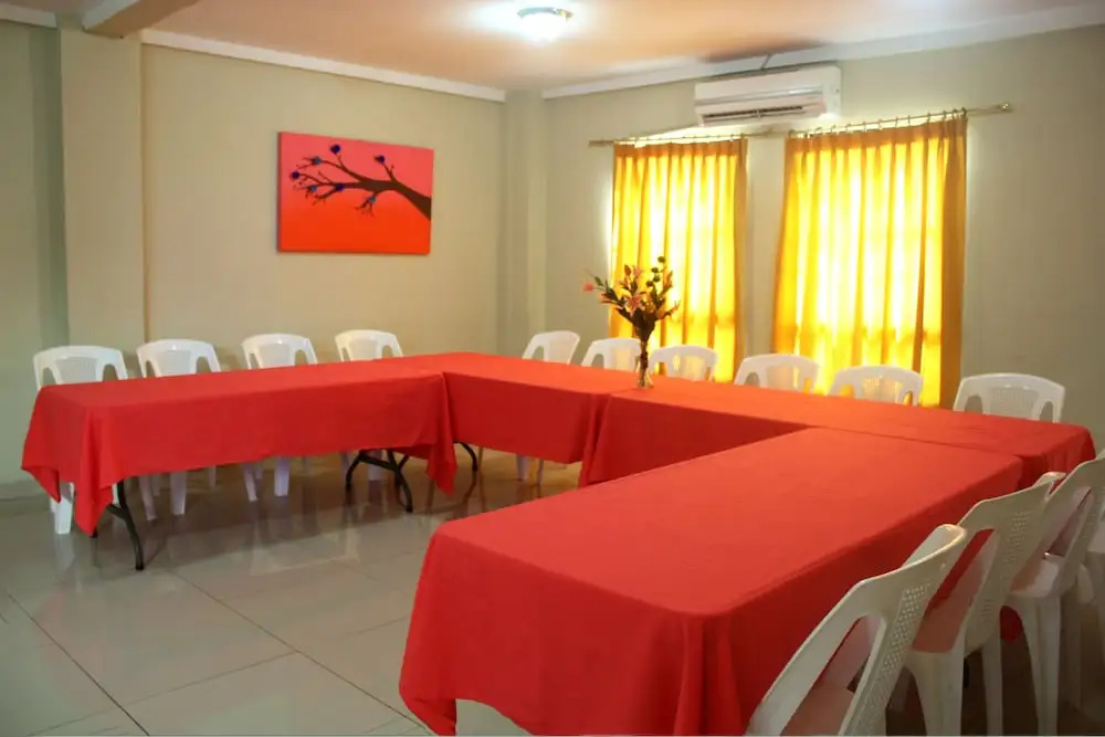 Hotel Andoria