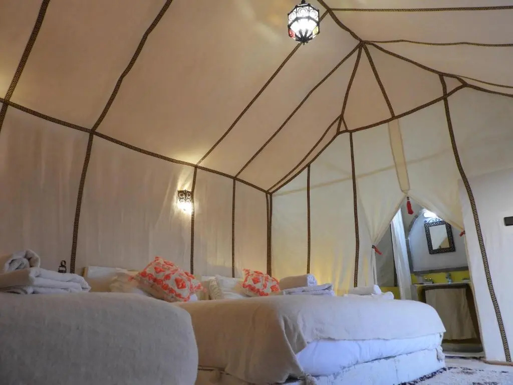 Sleep In Luxury Tent In Desert