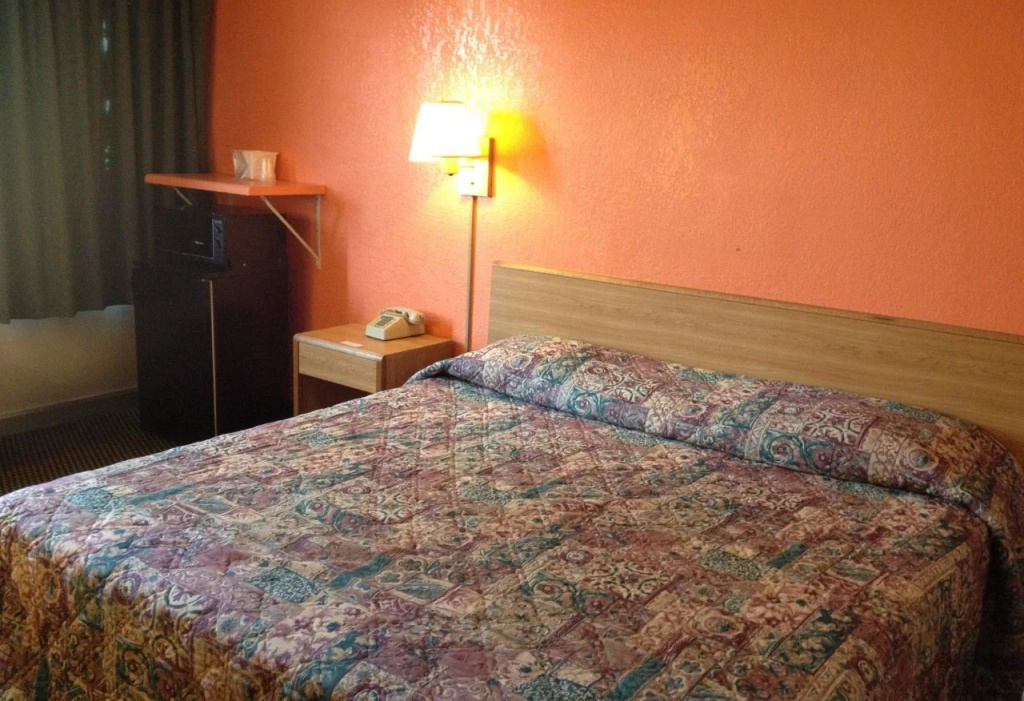 Red Carpet Inn & Suites Lima -Listing Partner