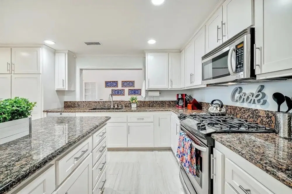1185 Tamarack 4 Bedroom Home by RedAwning