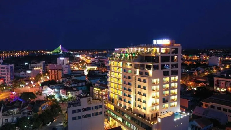 TAN BINH ROMANTIC HOTEL - Sân Bay TSN Nhà Ga T3