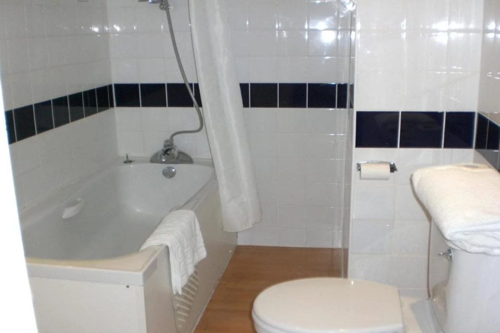 Heathlands Hotel